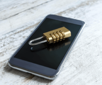 A telefonod, levelezésed, üzeneteid a privát szférádhoz tartoznak - Fotó: canva.com